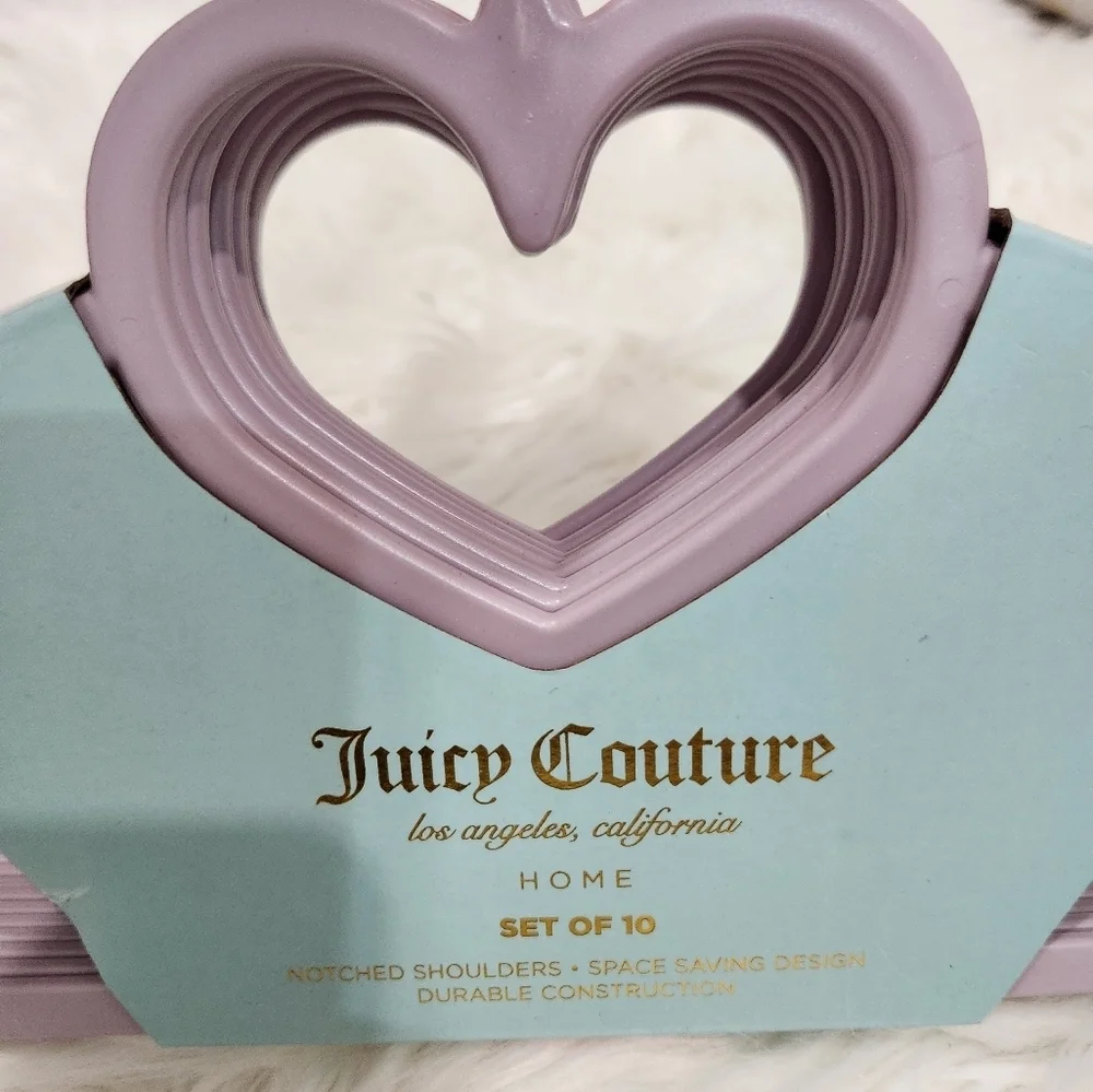 💜▪️Juicy Couture▪️Shoulder Space Saving Heart Top Set of 10 Hangers- purple